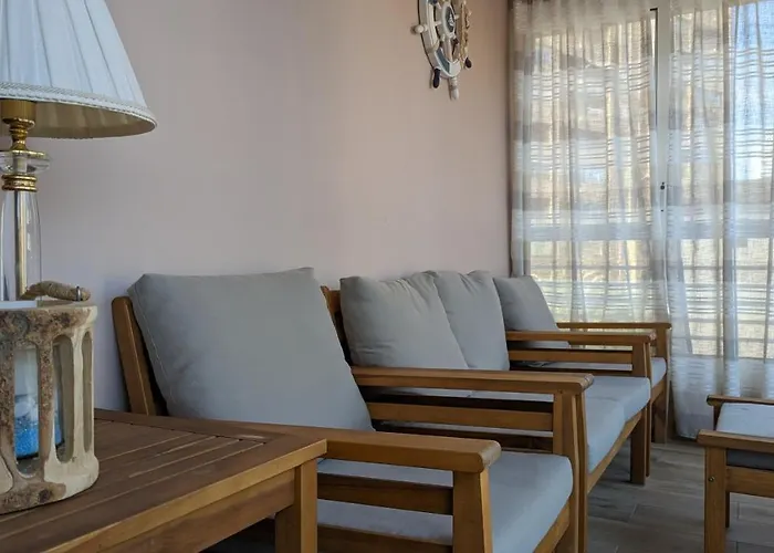Galeon Sea View Апартаменты Бенидорм