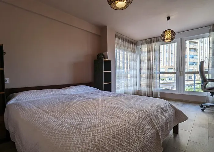 Galeon Sea View Апартаменты *